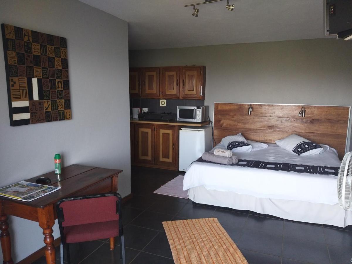 Columbus Guest House Mbombela Екстер'єр фото